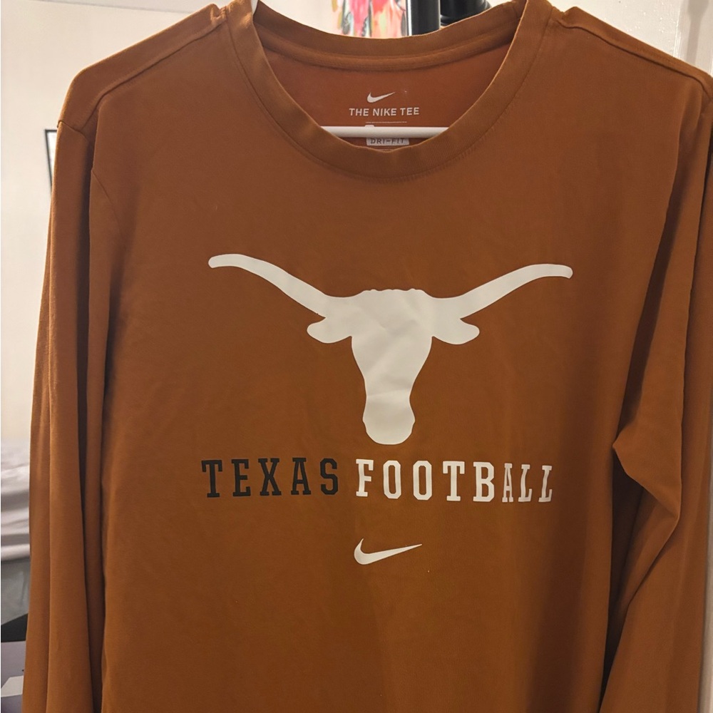 UT Nike long sleeve dry fit. Size Small men’s or woman’s